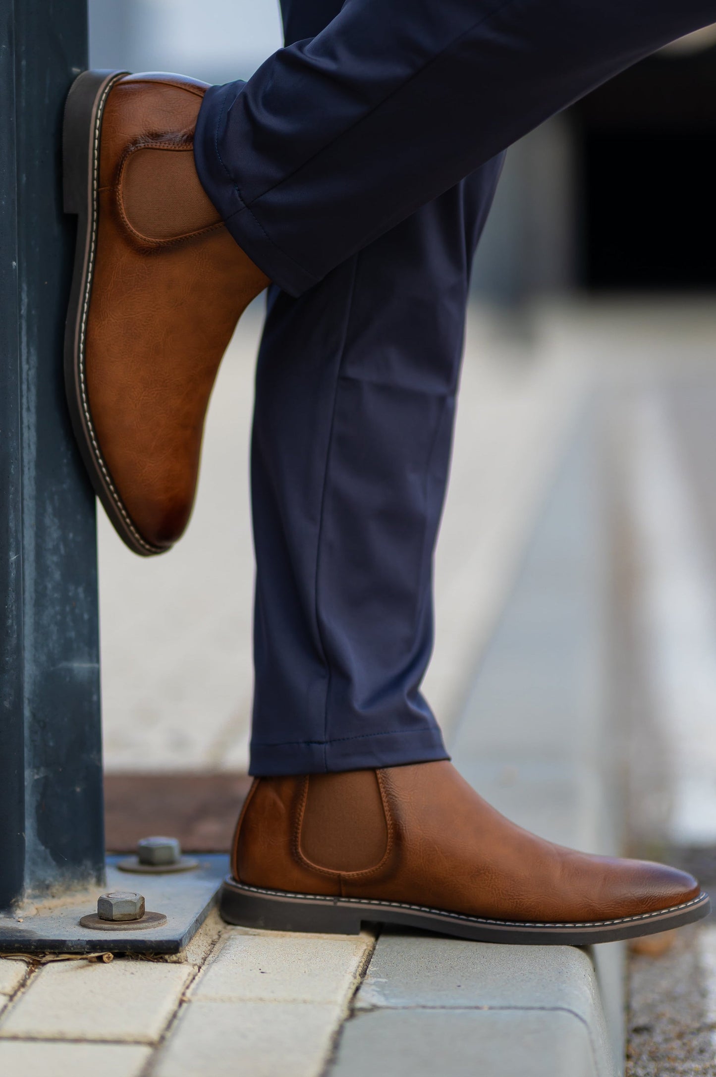 Ezzio Boot: Timeless Italian-Inspired Footwear