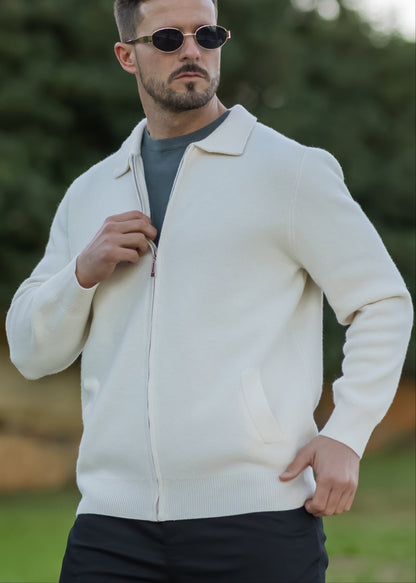 Salto Merino Zip-Up: Spirited Sophistication in Every Zip